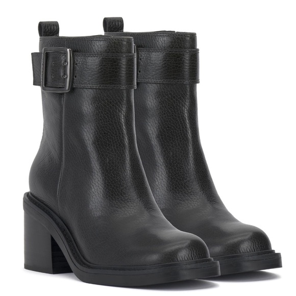 NIB Vince Camuto Bembonie leather boot, onyx black, size 9.5 - Picture 1 of 8